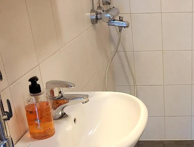 Siisti Ja Kodikas Asunnon Keskustassa+free Parking Διαμέρισμα *